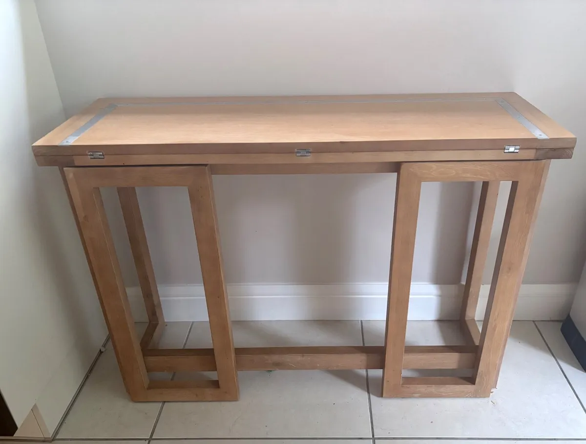 Kitchen Table - Image 4