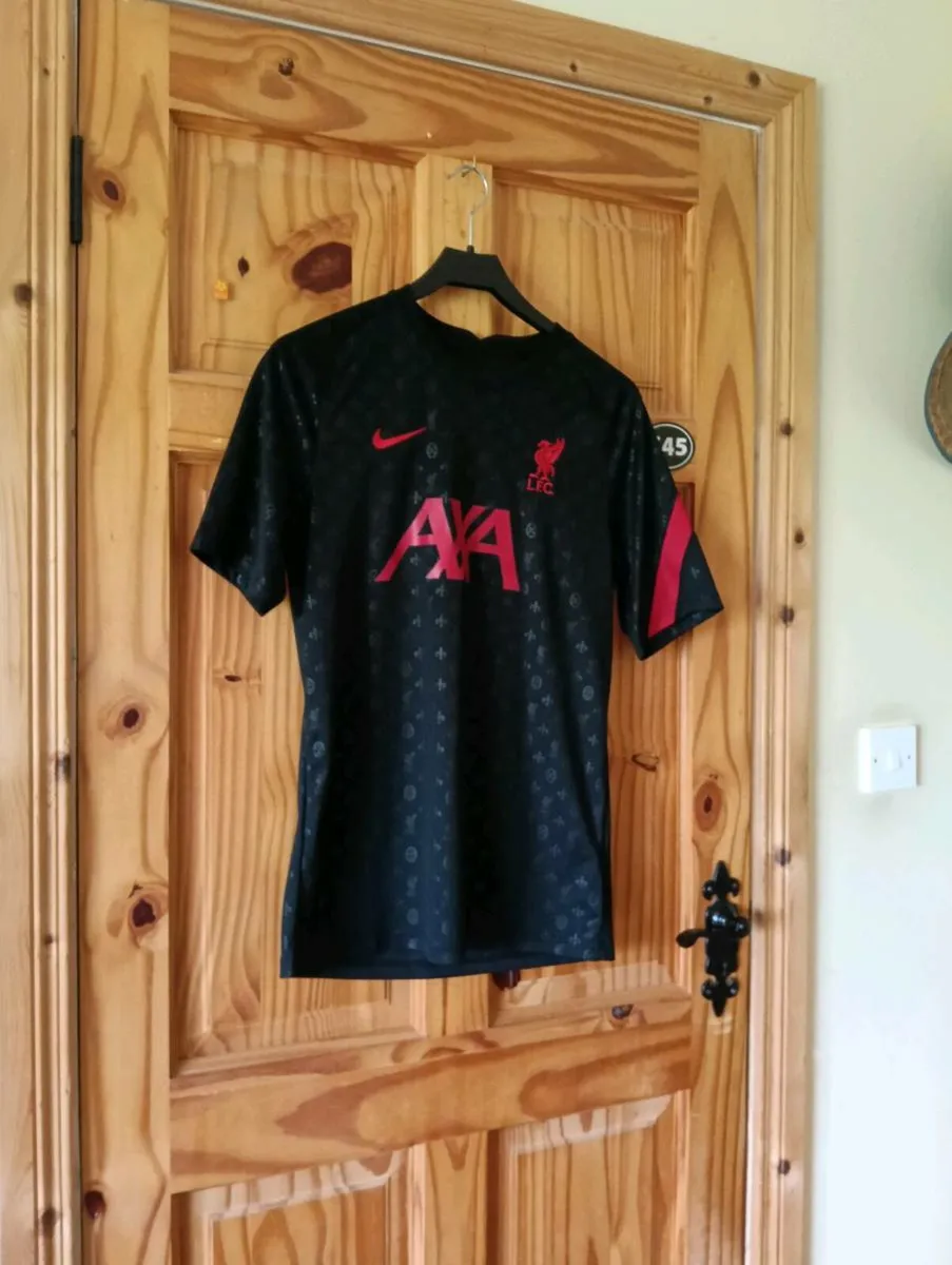Liverpool tops - Image 3