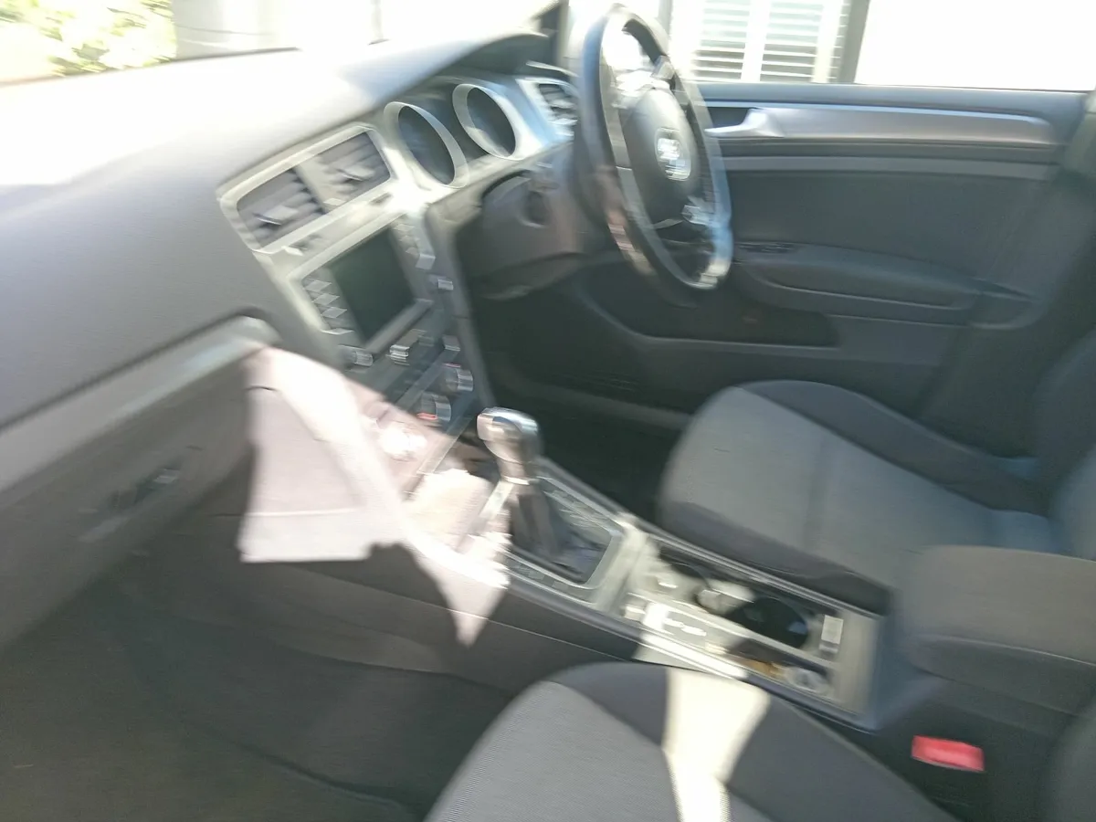 Volkswagen Golf 2016 - Image 2
