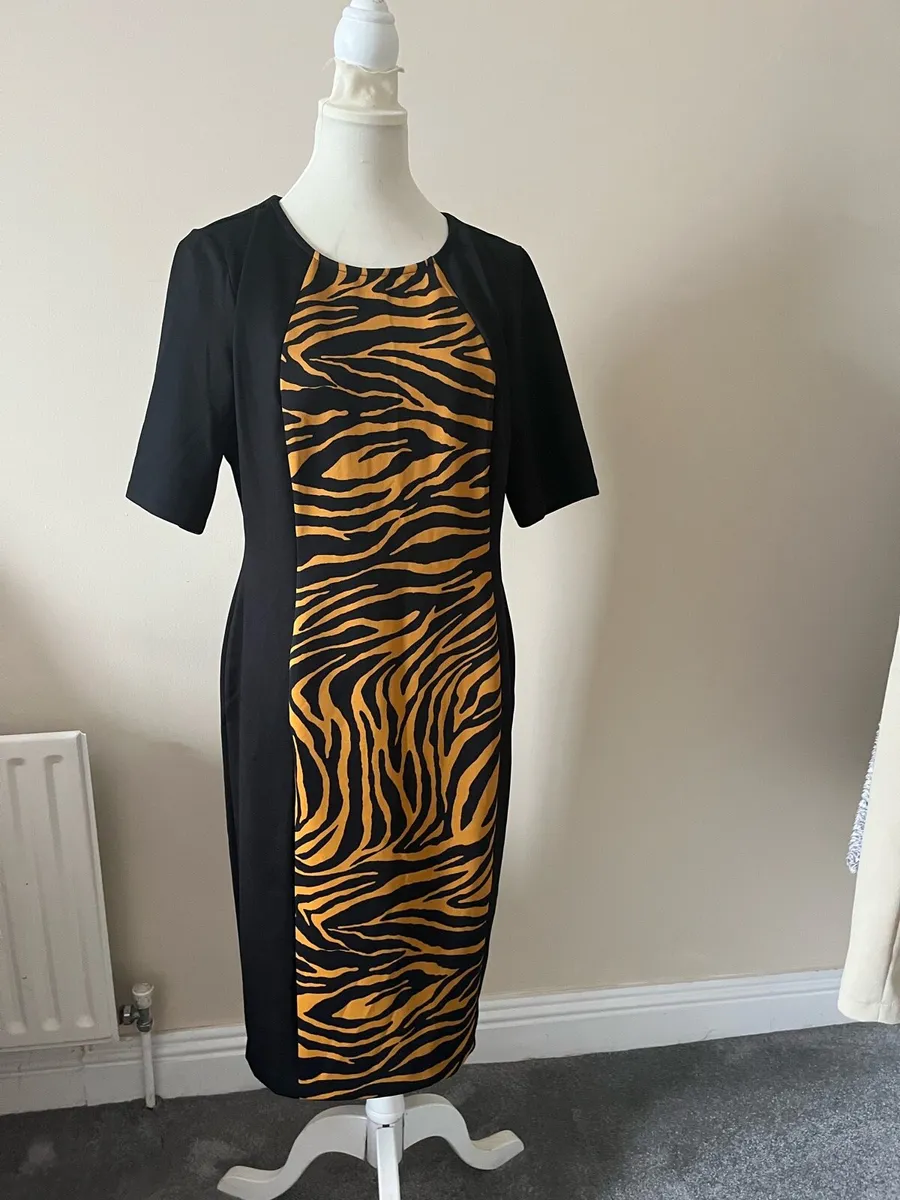 Dress size 18 - Image 1
