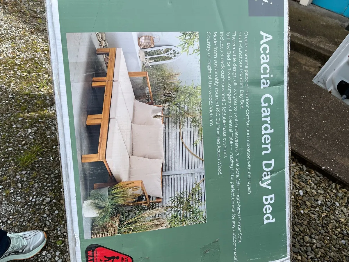 Garden sofa day bed - Image 1