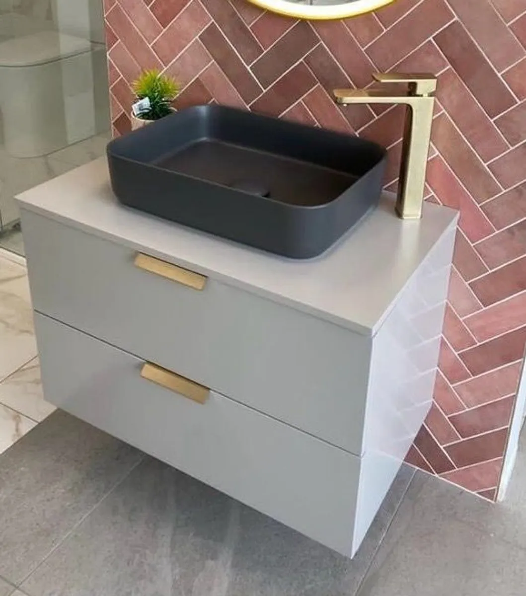 bathroom unit and sink - Image 1