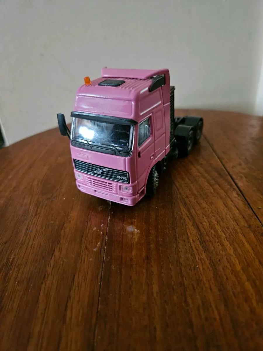 Corgi Joal ERF Tractor Unit - Image 1