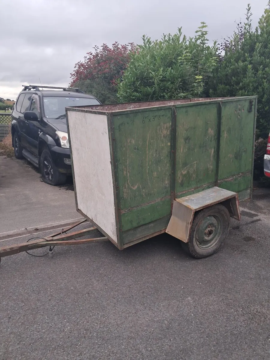 Car trailer