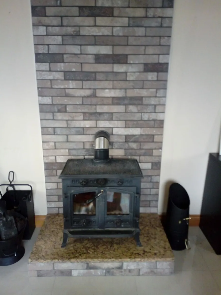 Solid fuel stove - Image 2