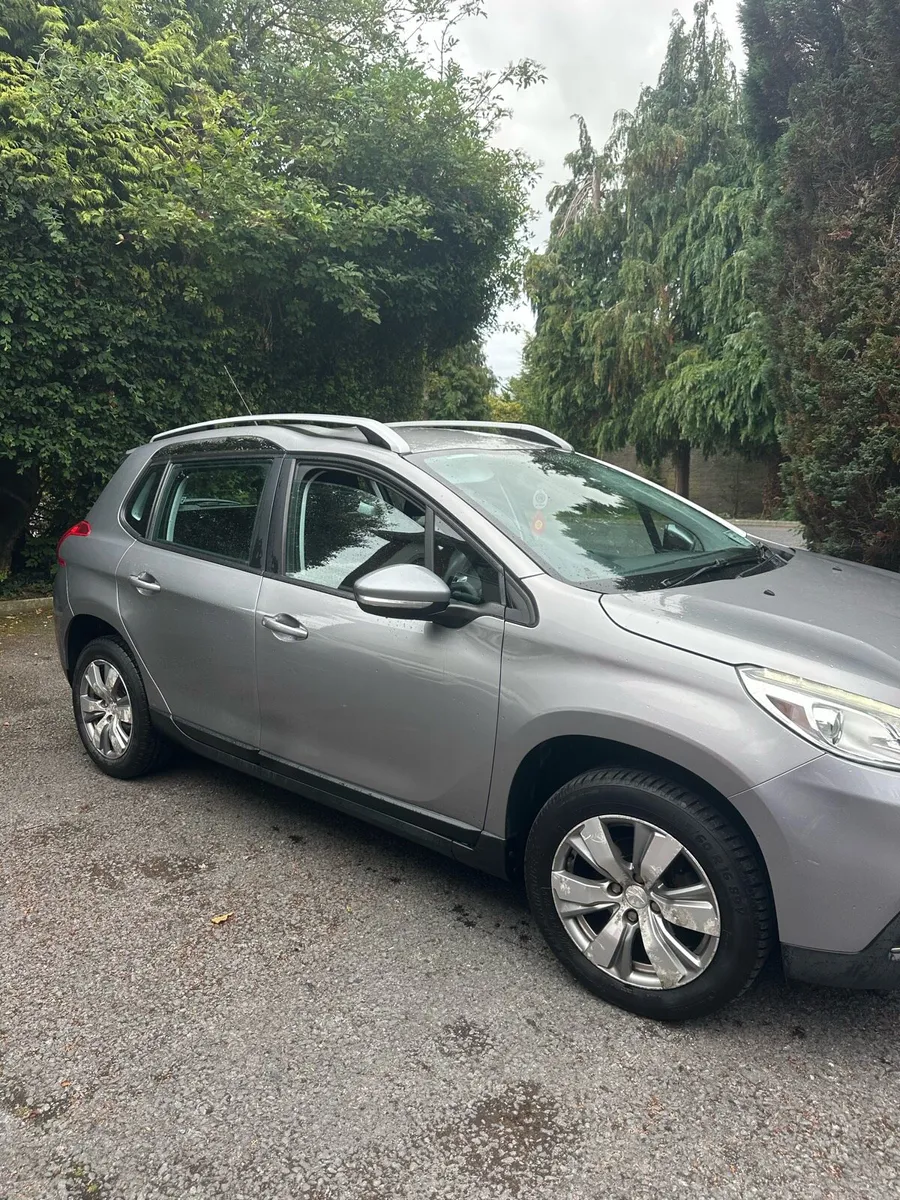 Peugeot 2008 - Image 2