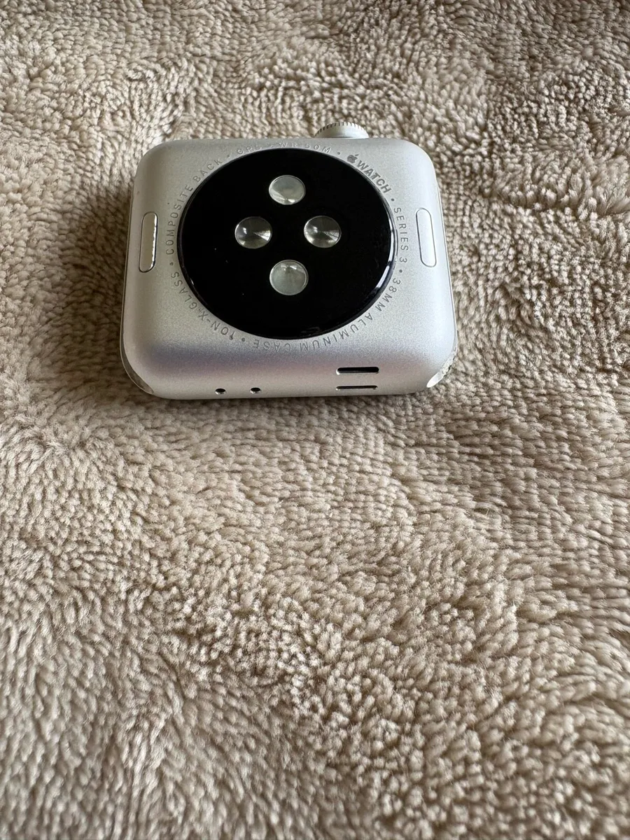Apple Watch Series 3 - Image 4