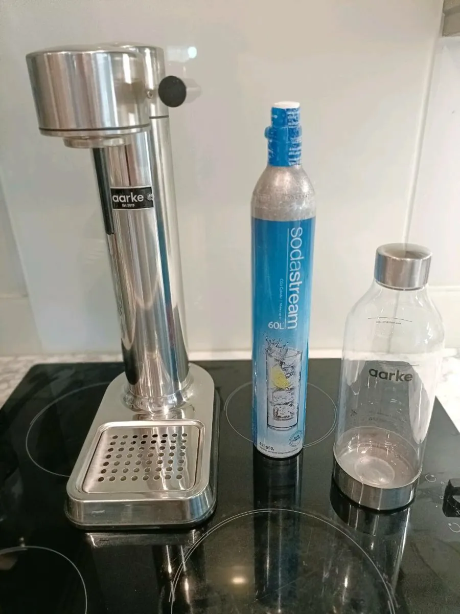 Soda Steam/ Aarke water Carbonator Steel Finish - Image 1