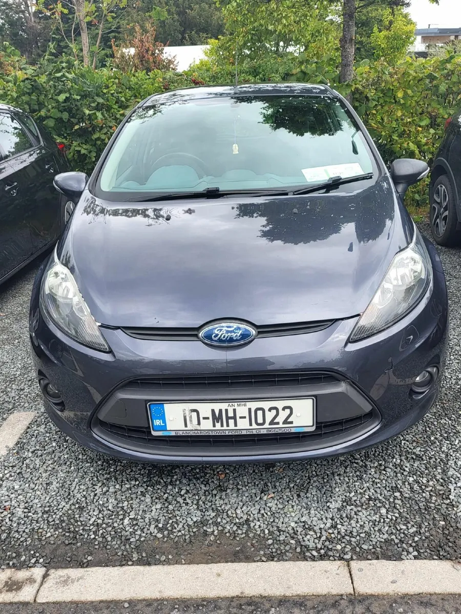 Ford Fiesta 2010 - Image 1
