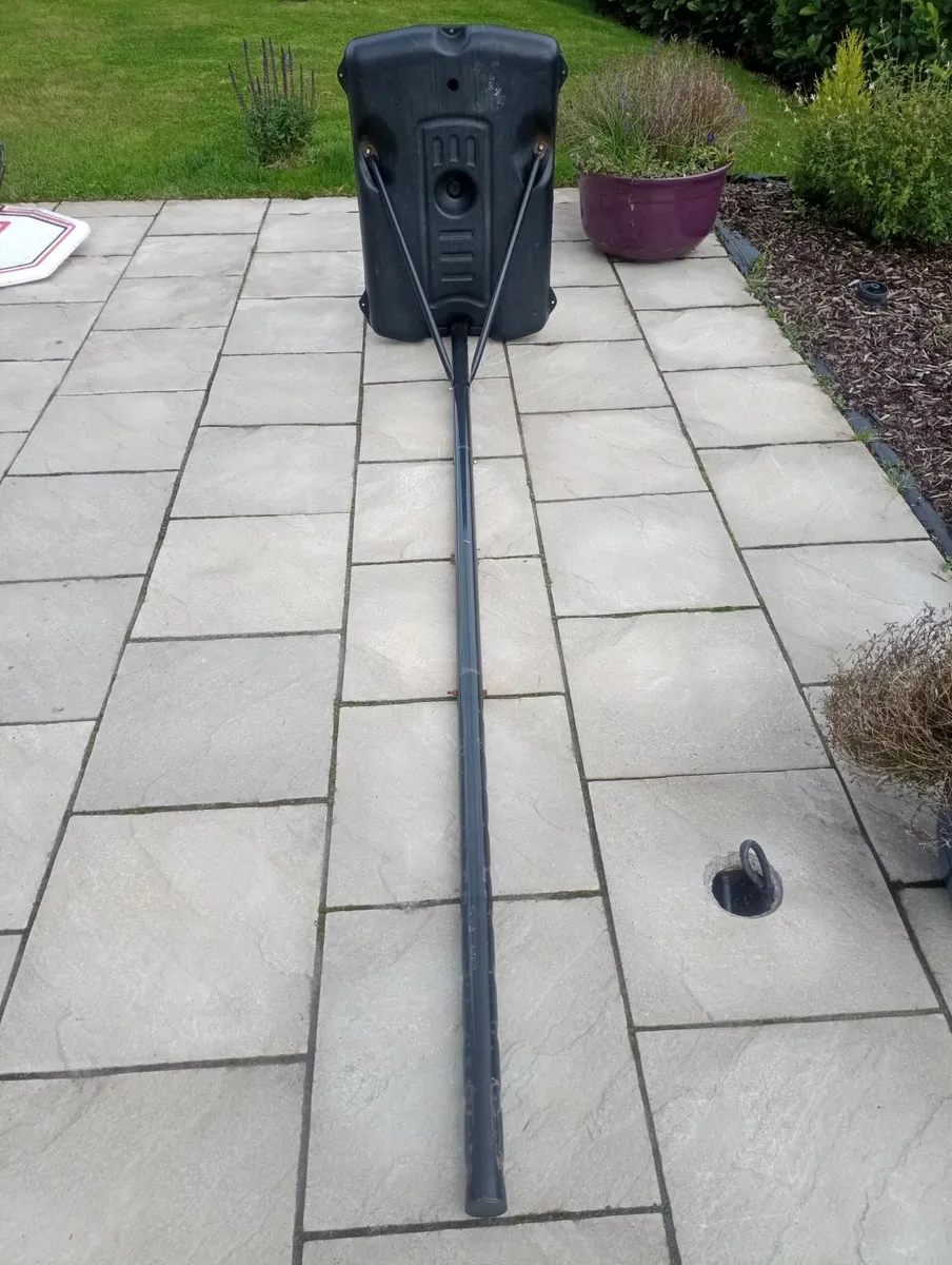 Portable basketball stand - Image 2