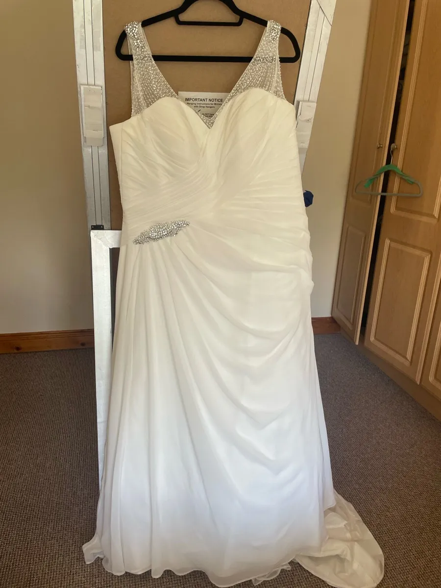Wedding Dress - Image 3