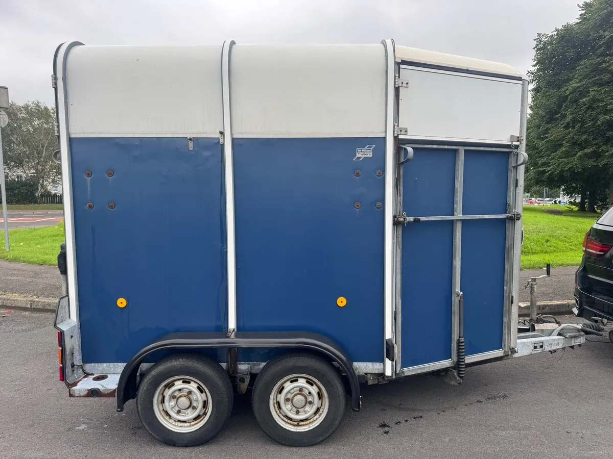 Ifor Williams HB 505 Horse box - Image 3