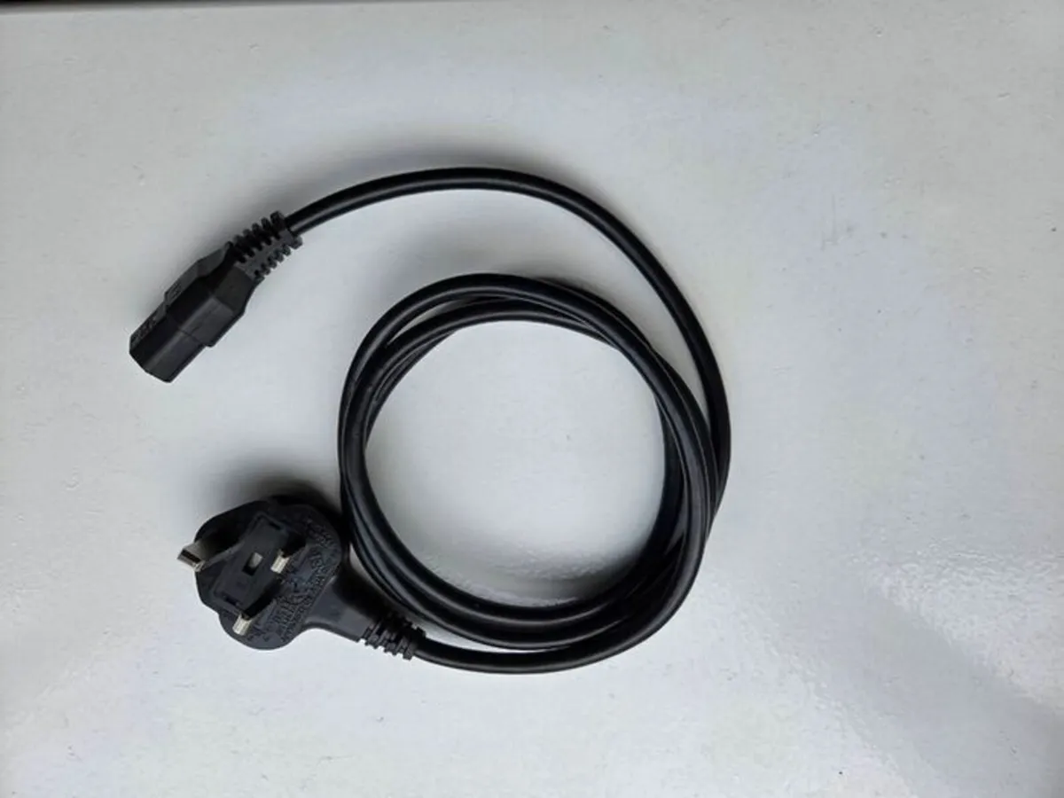 Chord C-Power shielded power cable 1.5m (IEC) - Image 2
