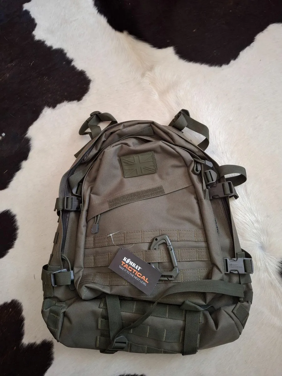 Combat 35L bag pack - Image 1