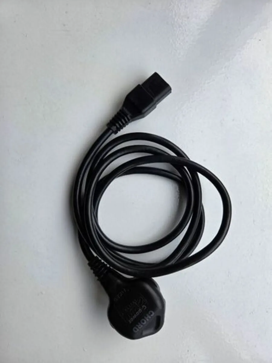 Chord C-Power shielded power cable 1.5m (IEC) - Image 2