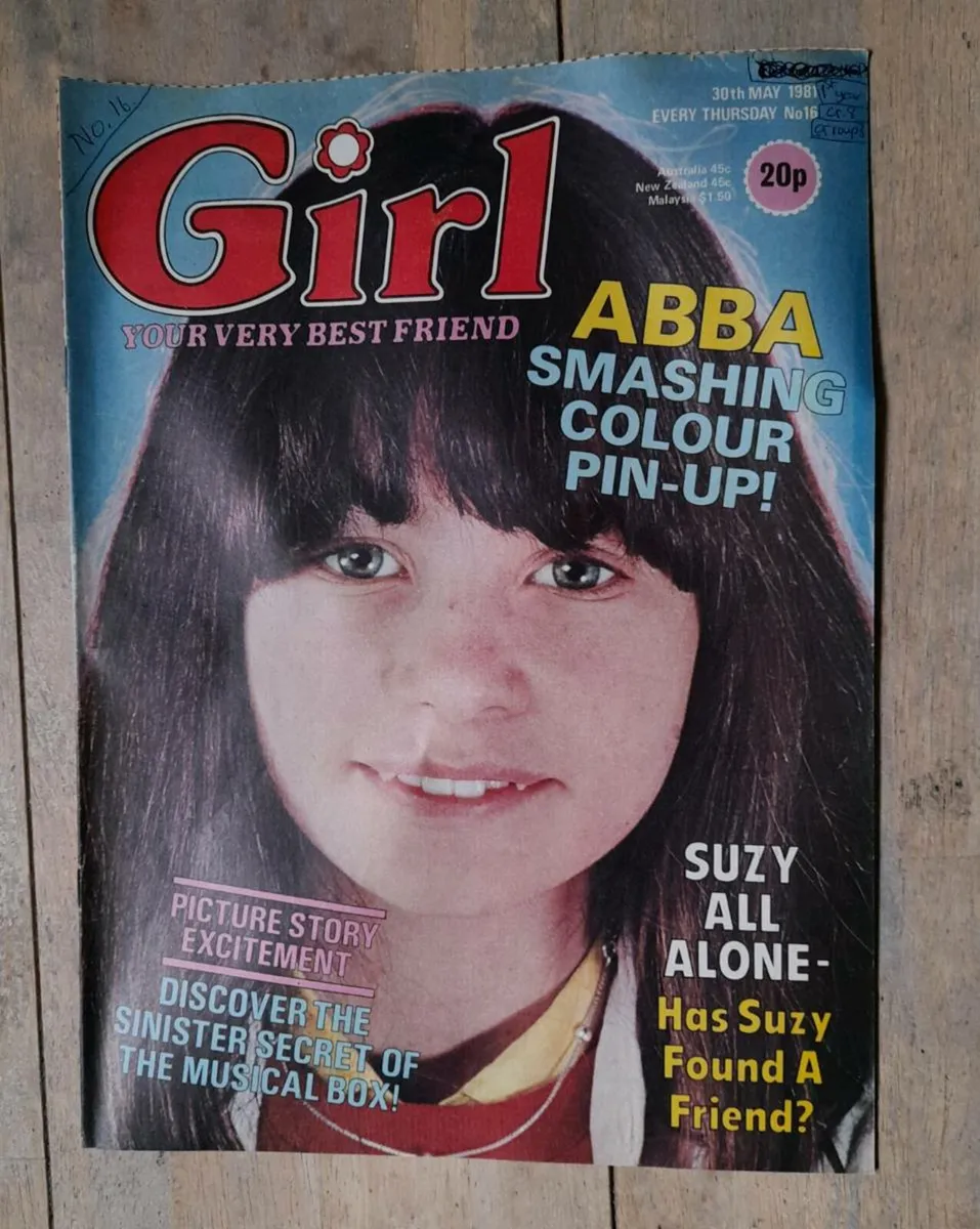 Vintage "Girl" magazines  issues 1 - 140 - Image 3