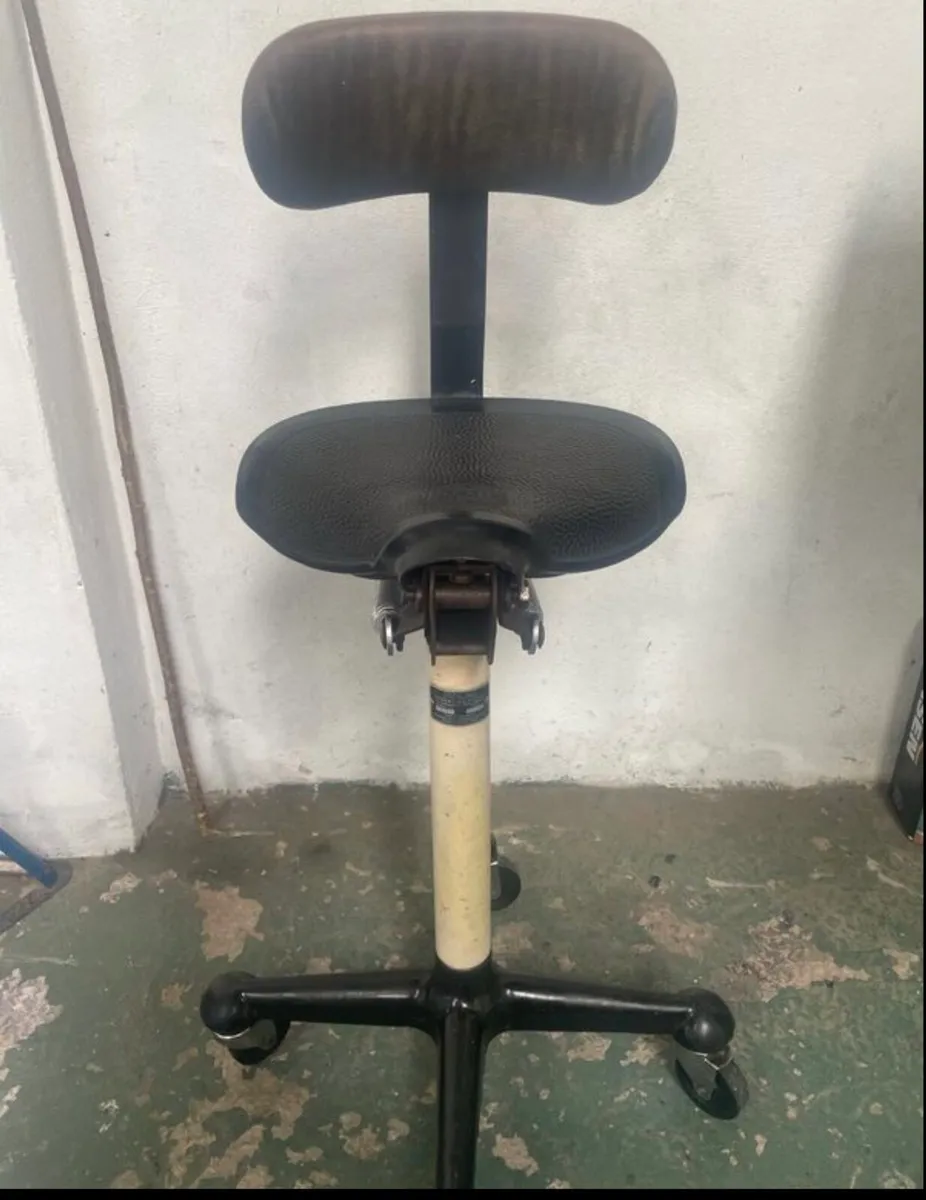 Vintage items Stool Singer JerryCan Bellows - Image 1