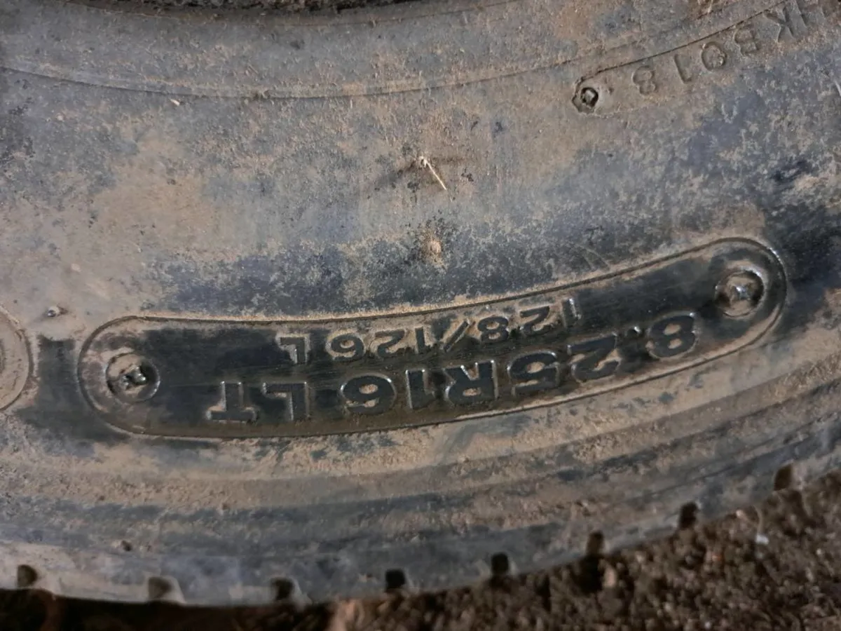 8.25 R16 tyres - Image 4