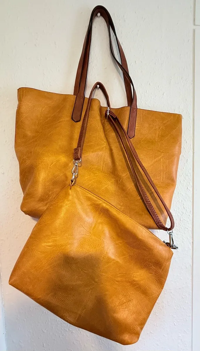 Vintage brown bags set