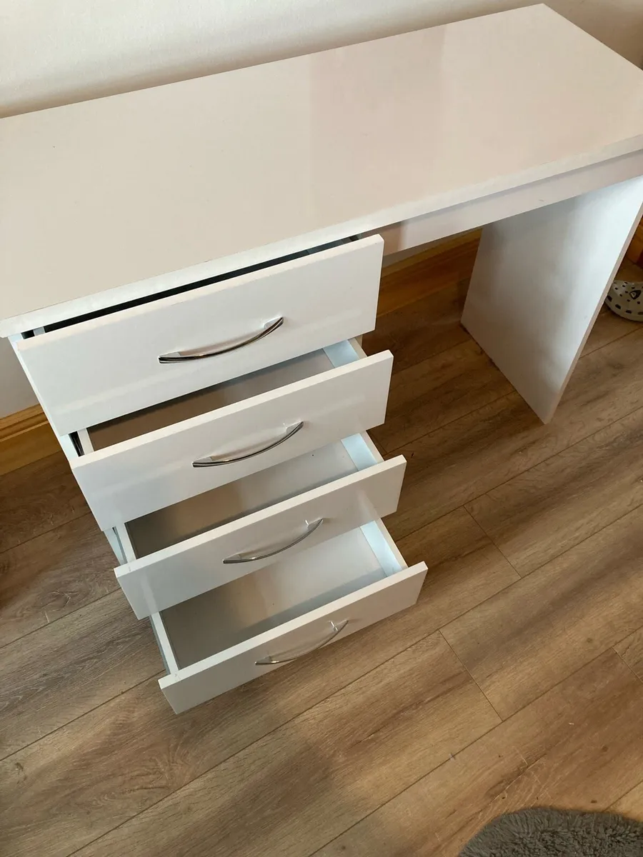 2 dressing tables with stools - Image 2