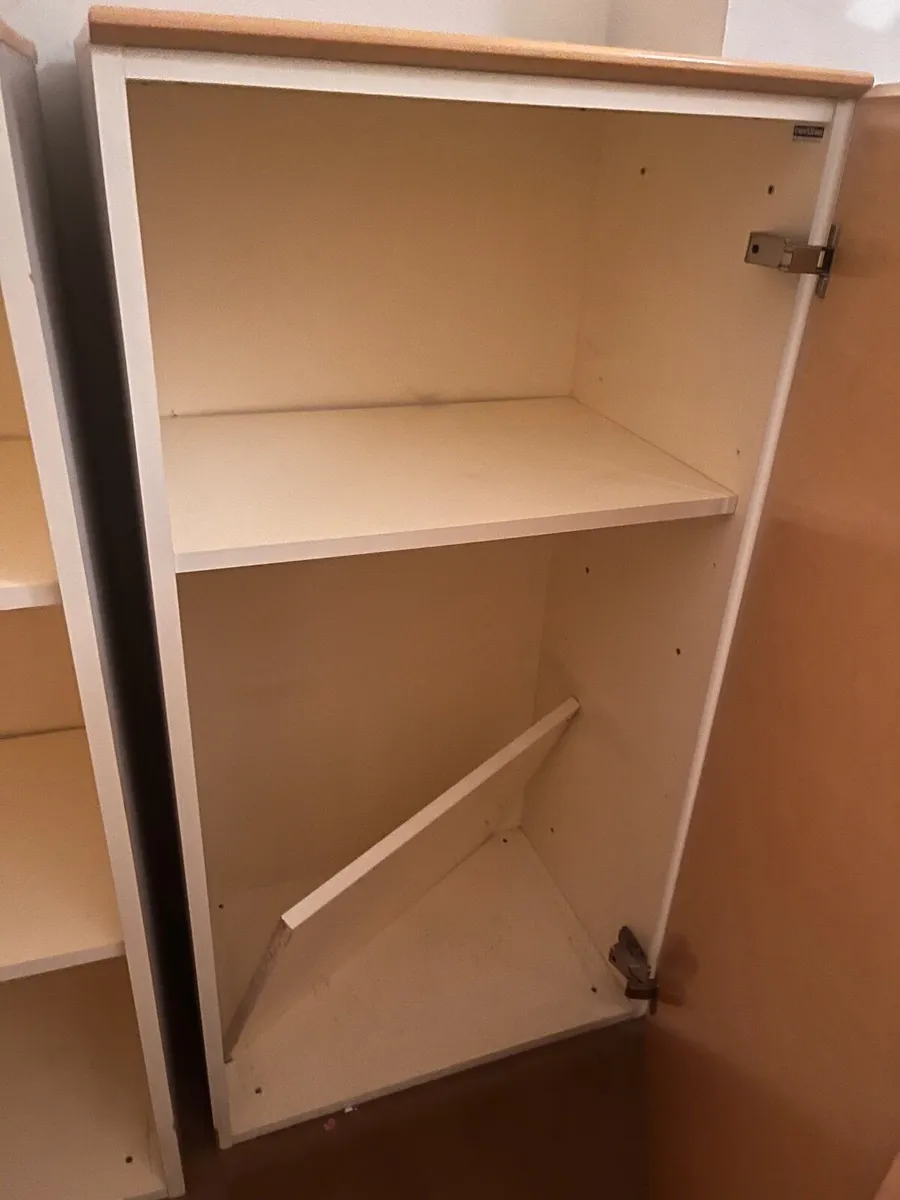 Free Cupboards / Presses - Image 1
