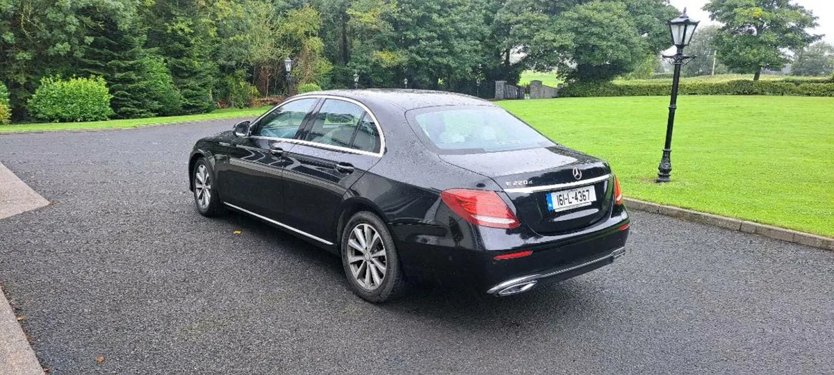 Mercedes e220 - Image 3