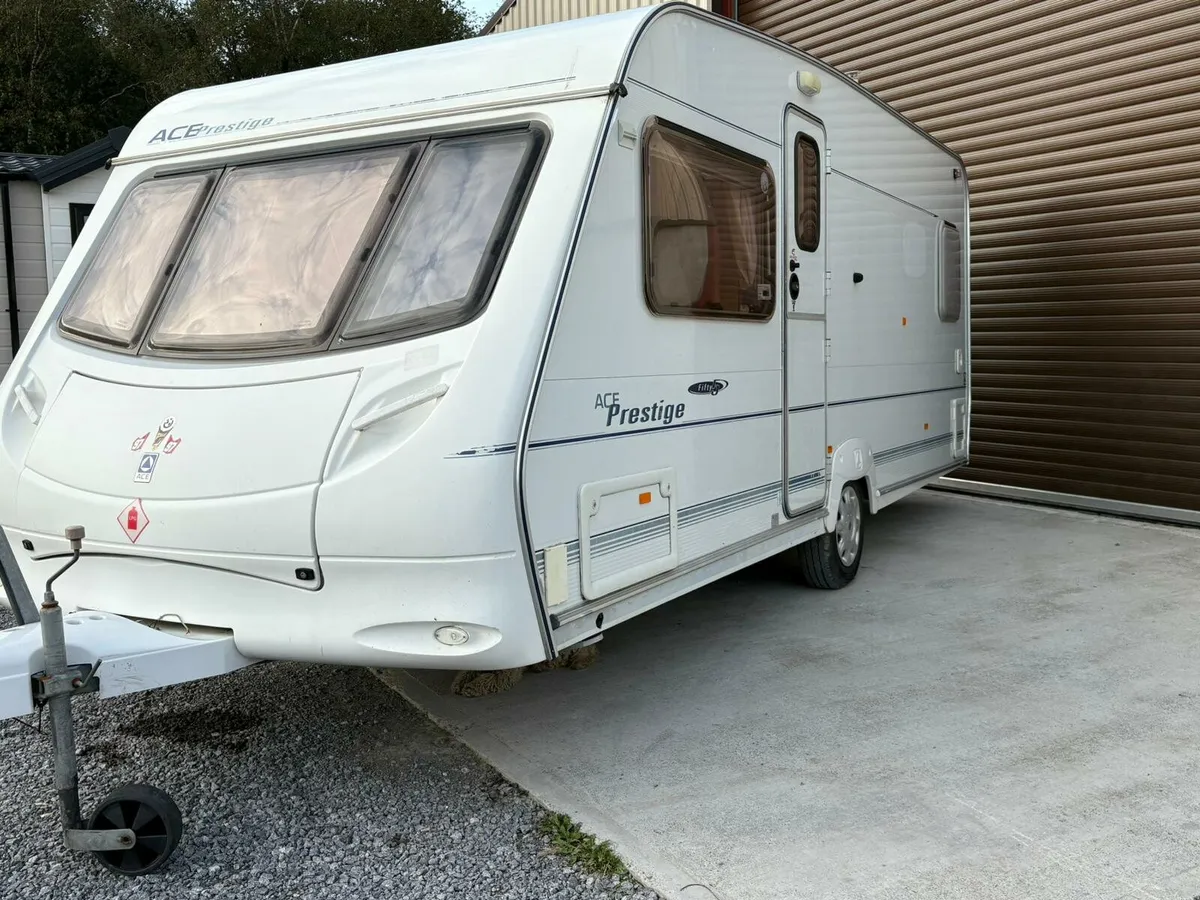 Ace fix bed caravan - Image 3