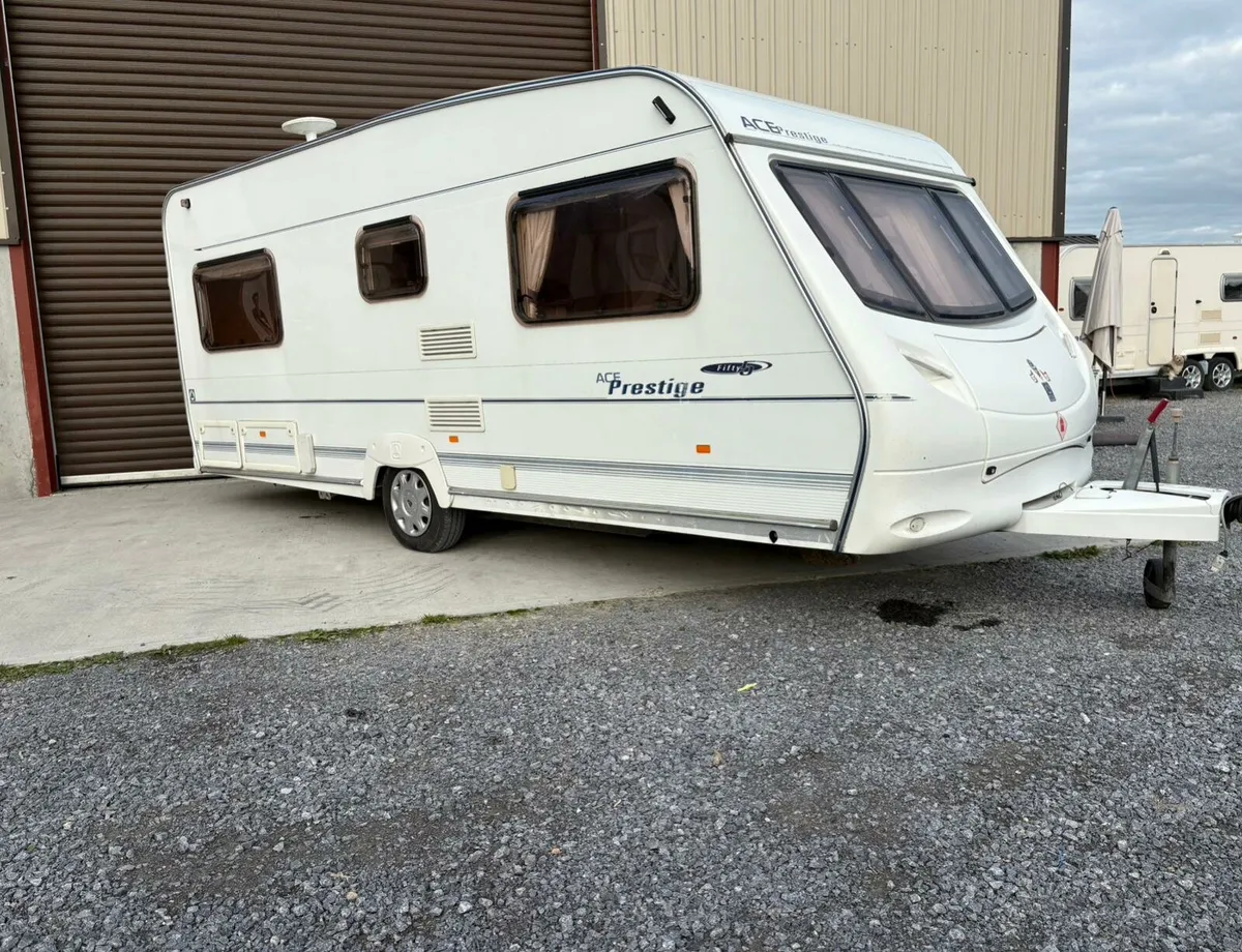Ace fix bed caravan - Image 4