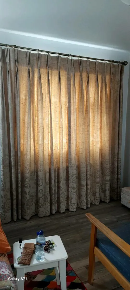 Curtains - Image 2