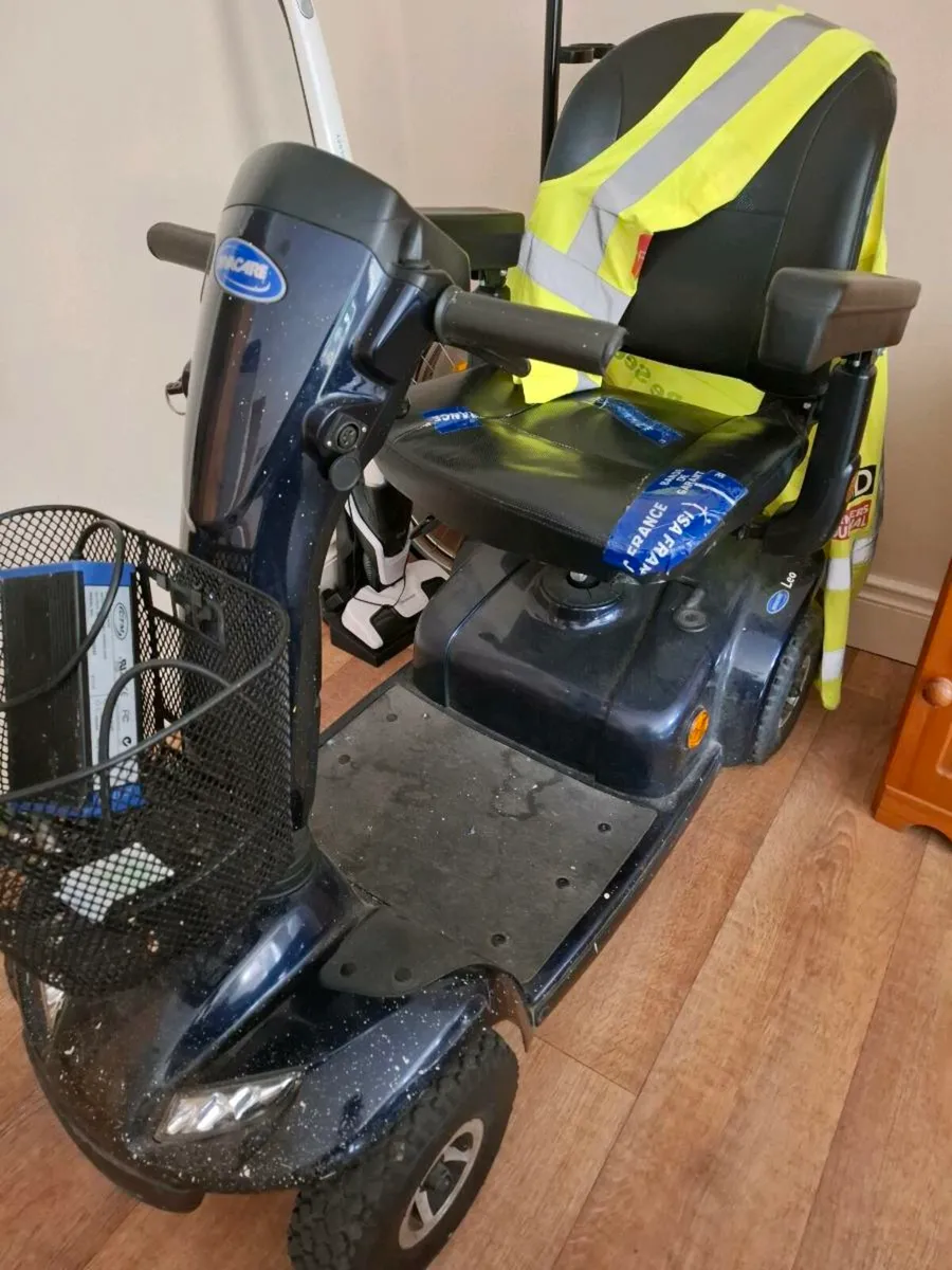 Mobility scooter - Image 1