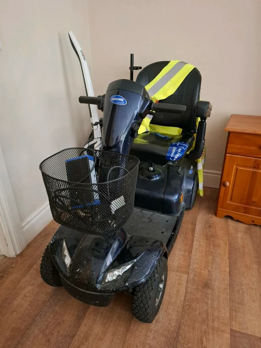 Mobility scooter - Image 2