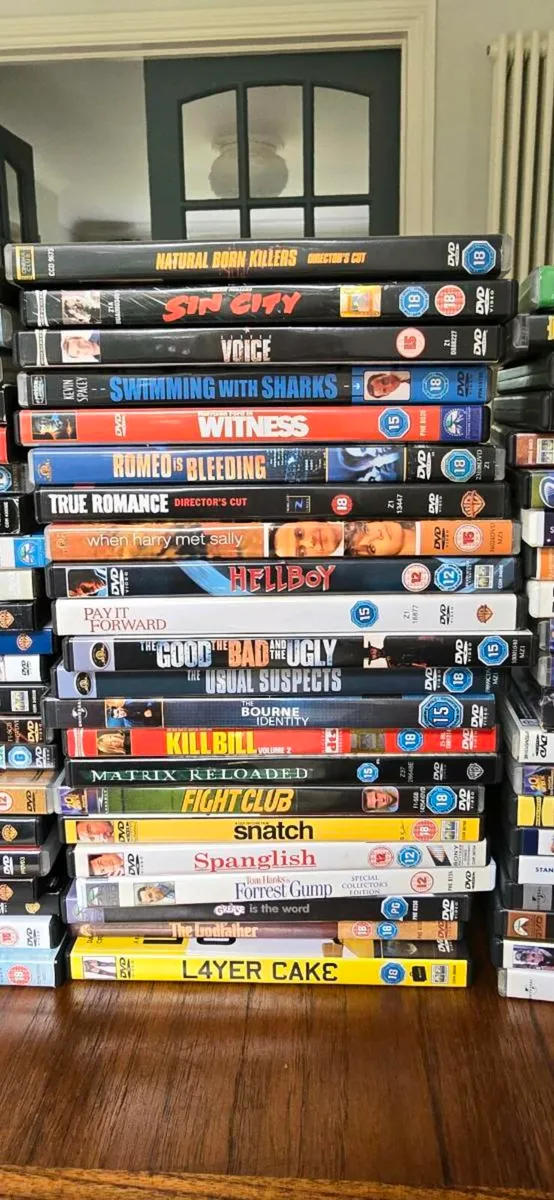 90 DVDs - Image 4