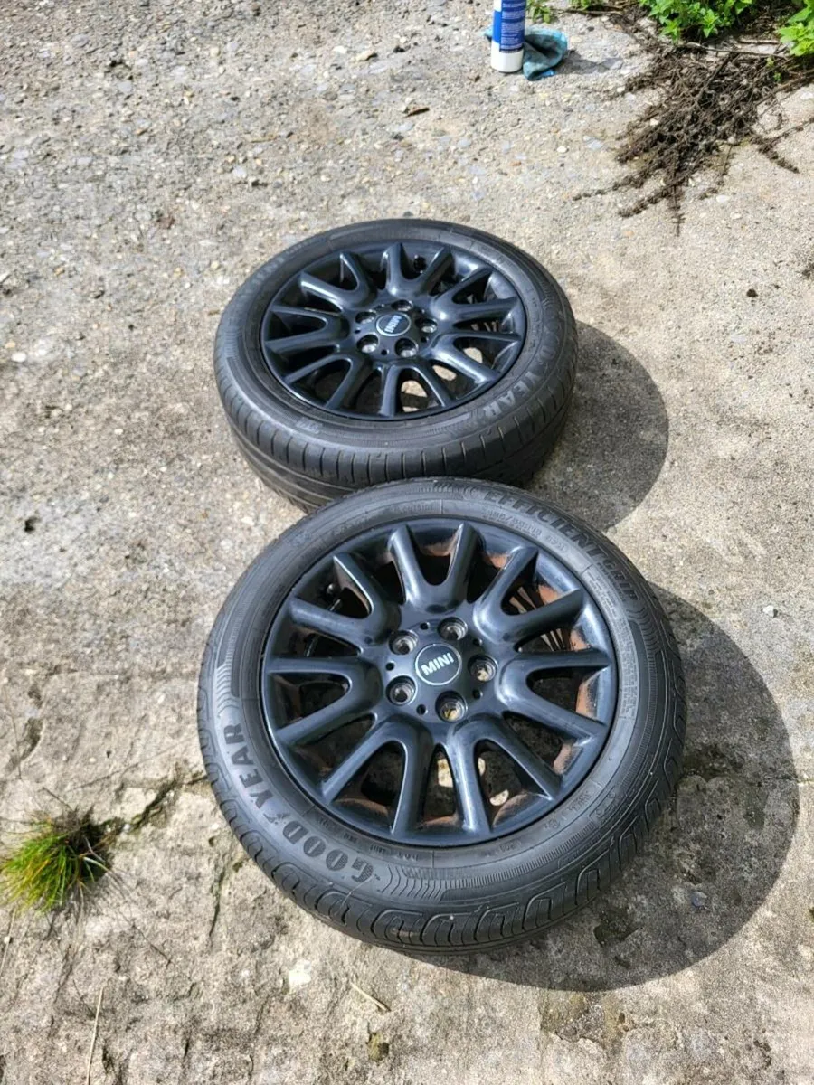 Mini cooper orignal alloys - Image 4
