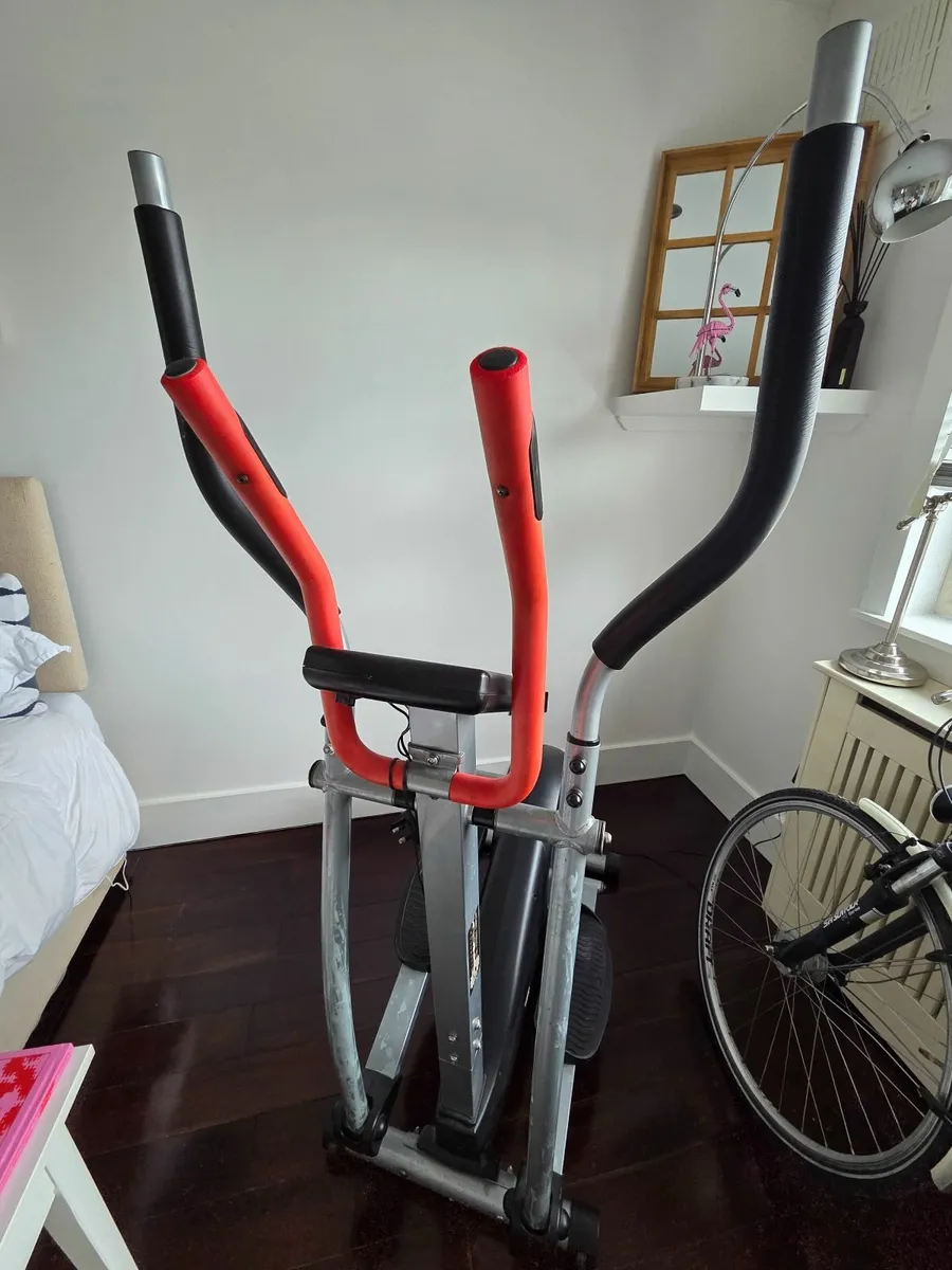 Cross trainer - Image 4