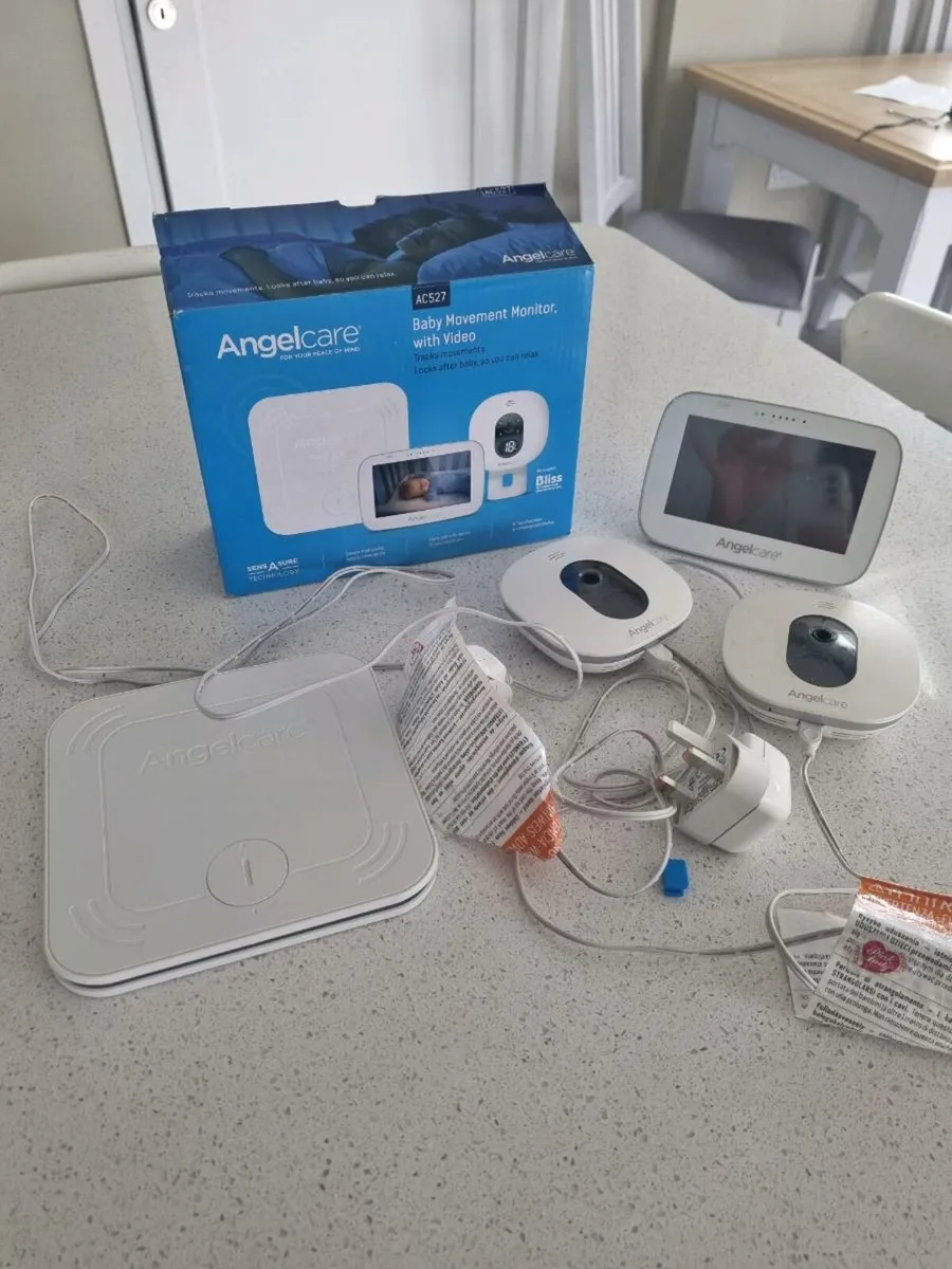 Baby Camera (2 available) and monitor - Image 1