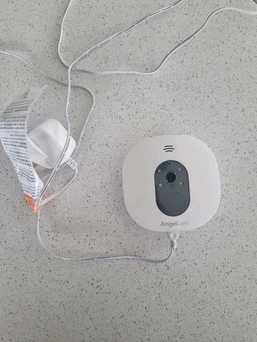 Baby Camera (2 available) and monitor - Image 4