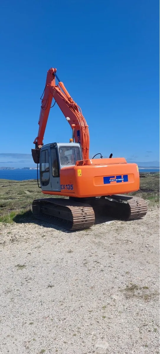 Hitachi EX135 - Image 2