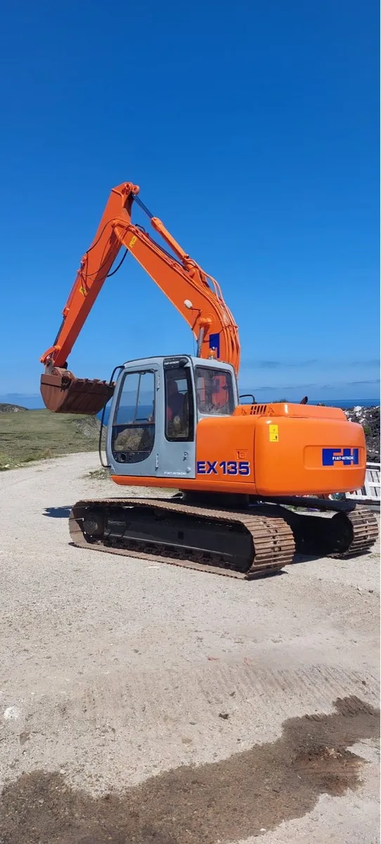 Hitachi EX135 - Image 1