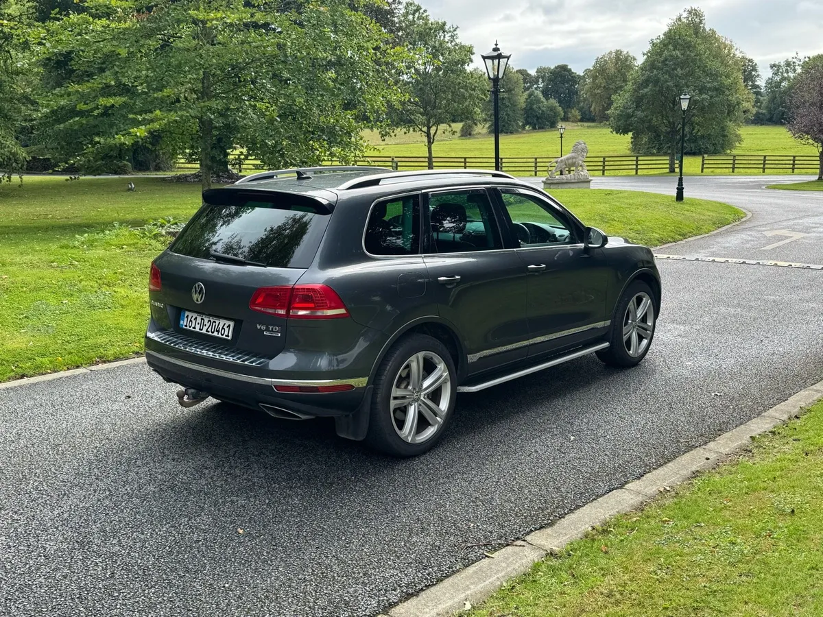 VW Touareg 3.0 V6 CrewCab - Image 3
