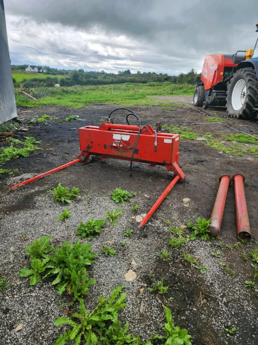 Nugent Bale handler - Image 1