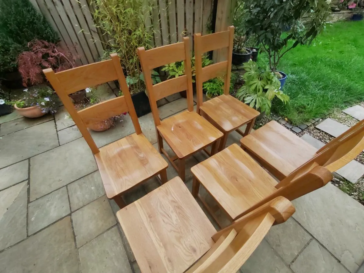 6 oak chairs - Image 4