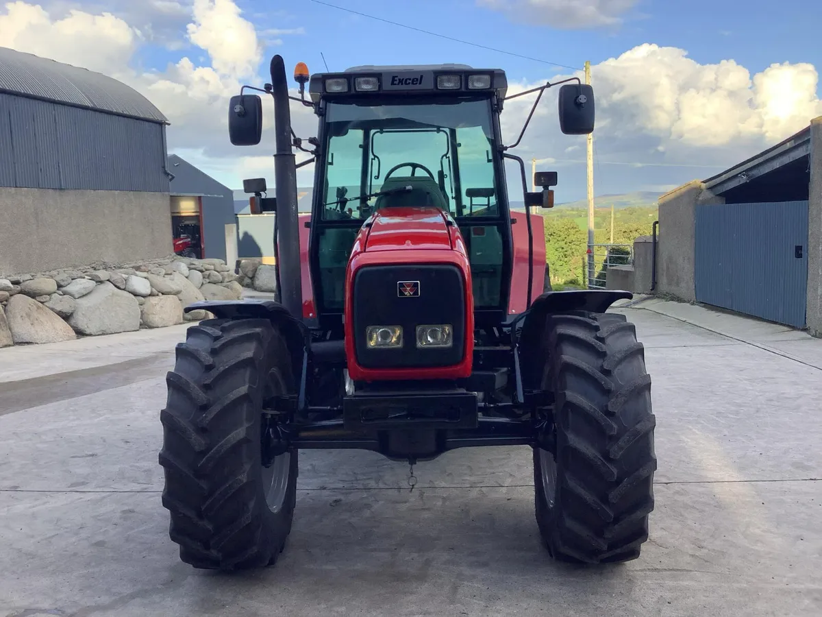 2002 MF 6270 - Image 2