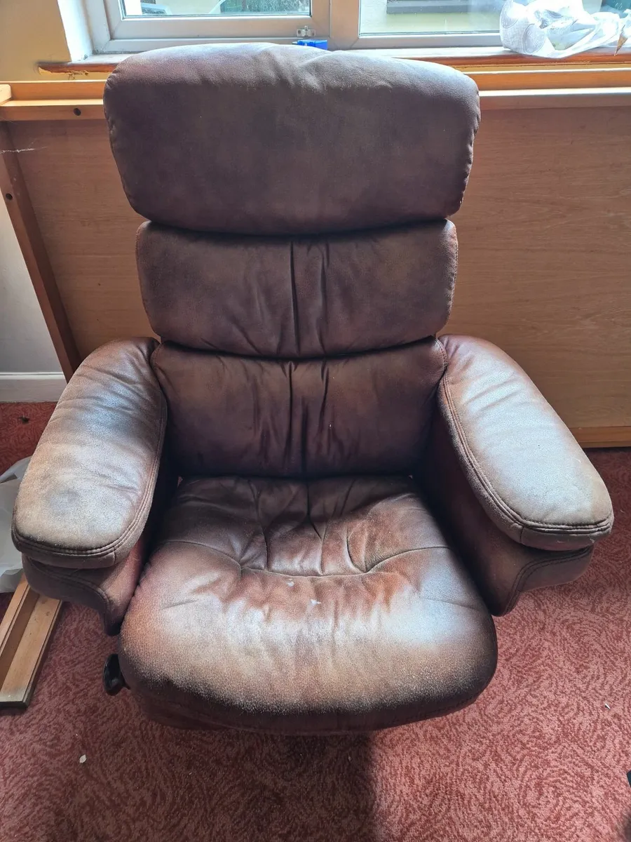 Leather swivel chair