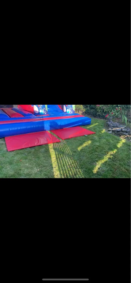 Crash Mats for Inflatables