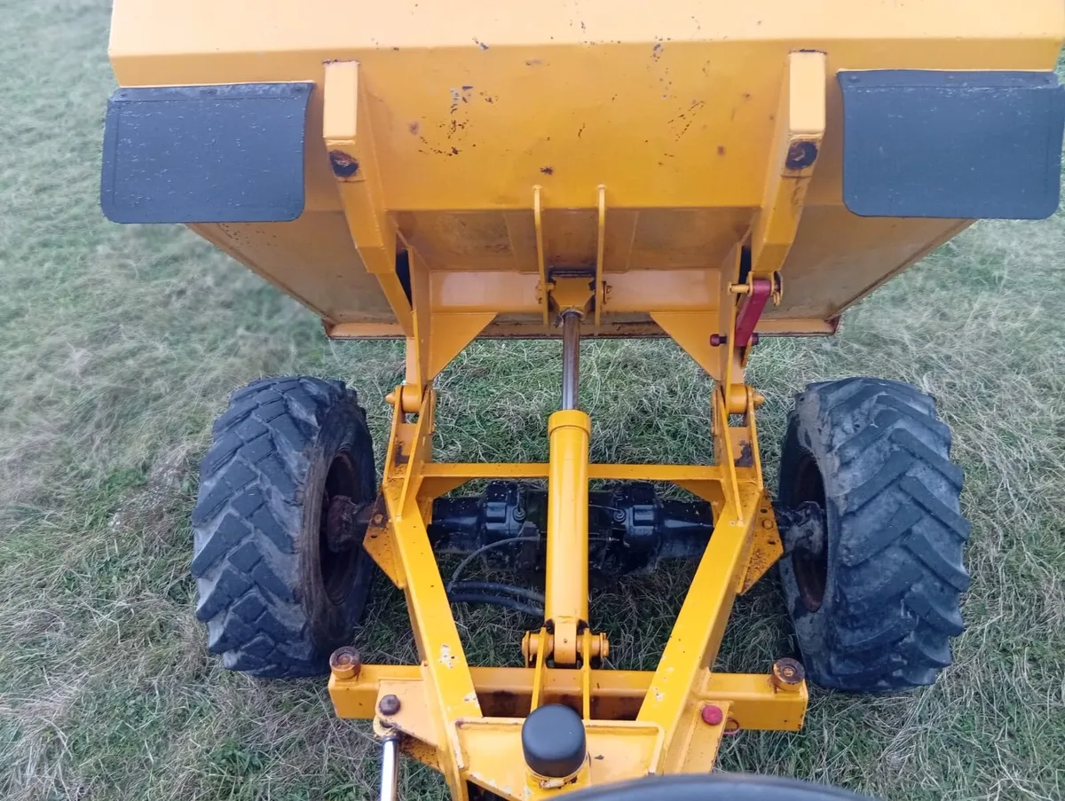 Terex dumper  bomag120 roller - Image 2