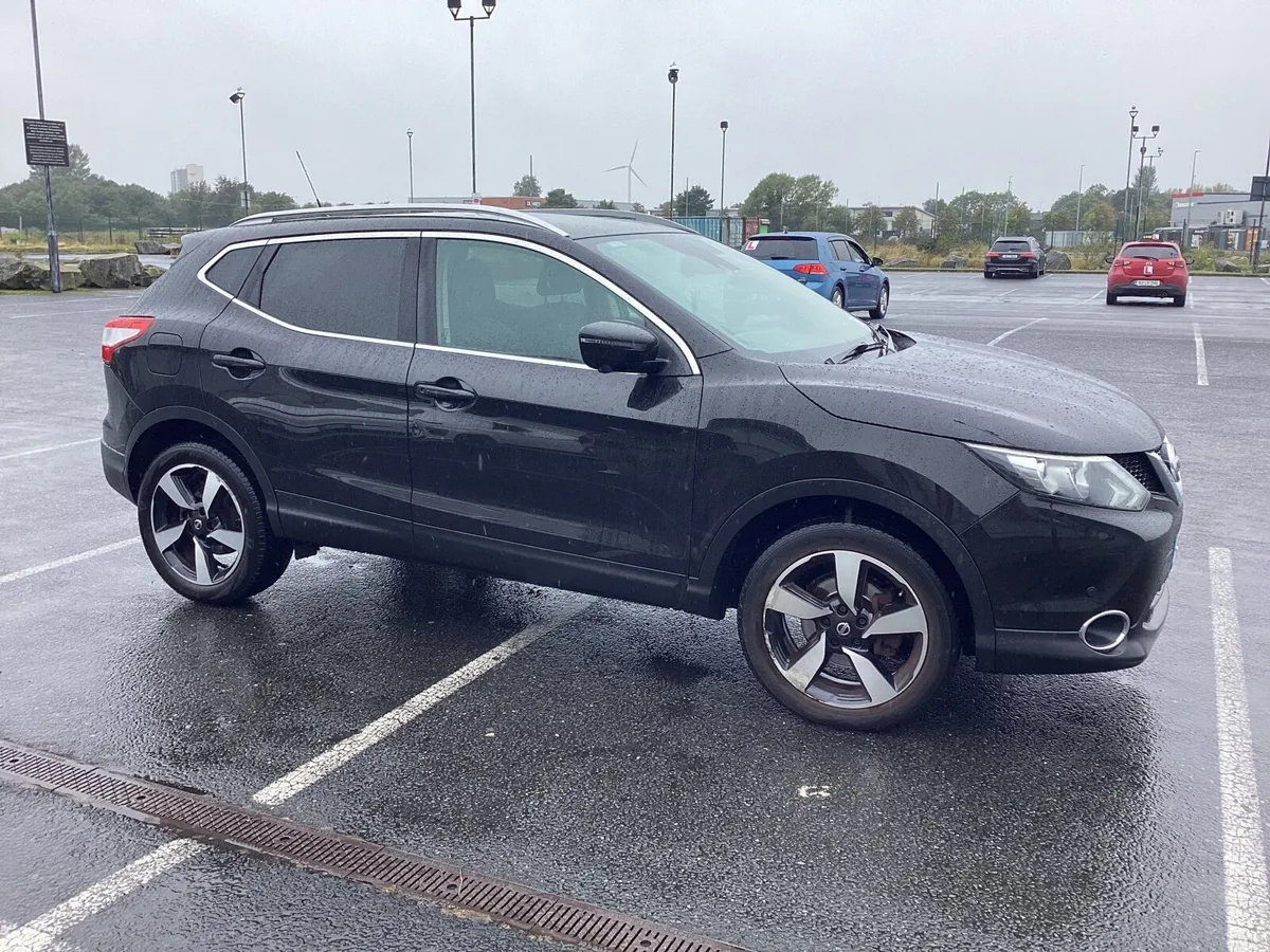 Nissan Qashqai 2015 - Image 1