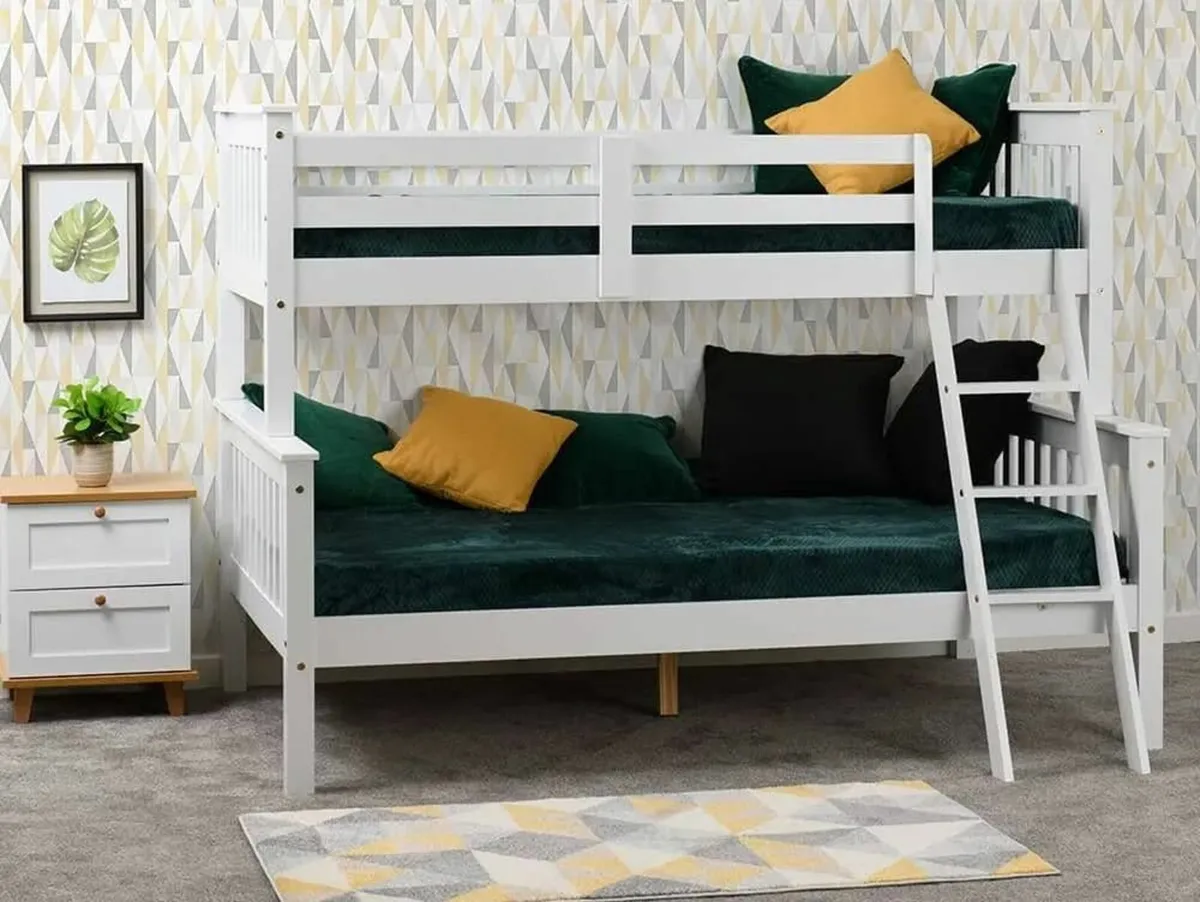 TRIPLE SLEEPER BUNK BEDS @ DSN Furniture