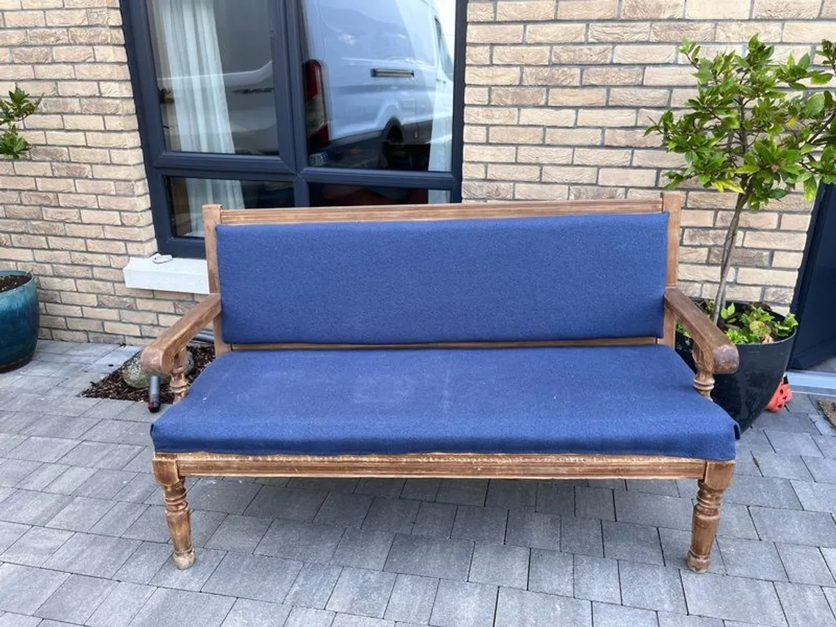 pub bench - Image 1
