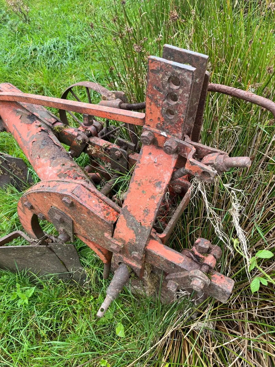 Two furrow pierce plough - Image 1