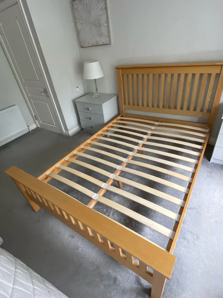 Double Oak Framed Bed - Image 1